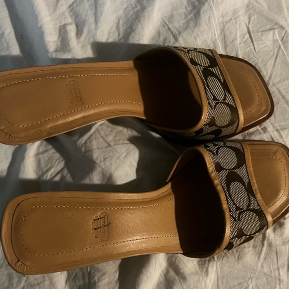 Coach brown sandals size 11 - Picture 3 of 4